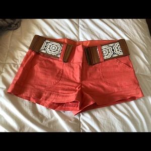 Nice shorts with a belt